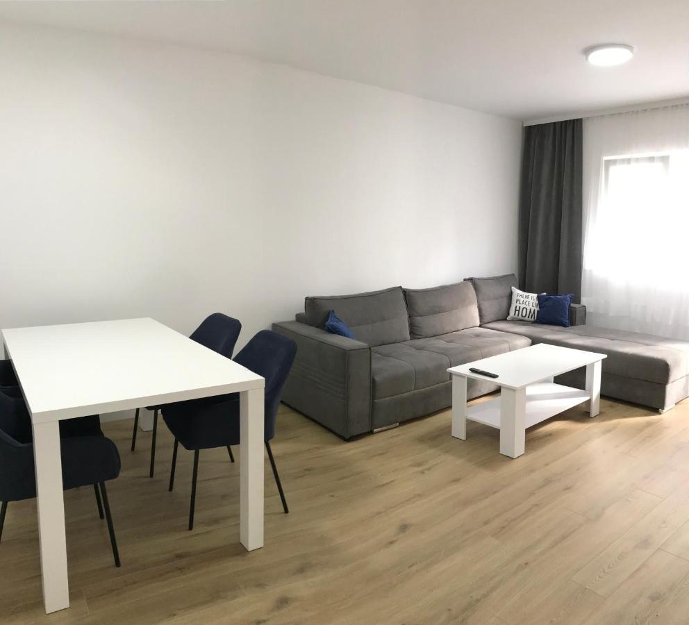 Central Аpartment Foca - with garage Екстер'єр фото