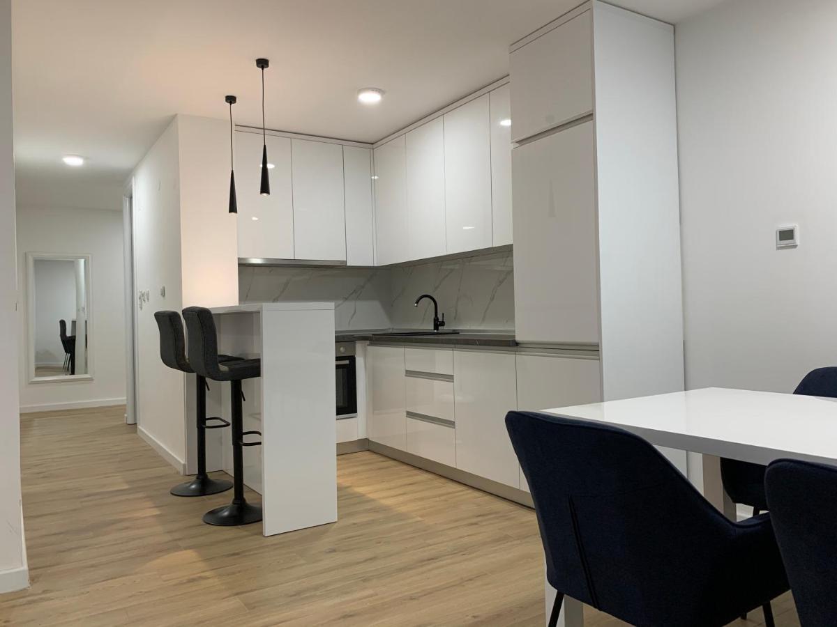 Central Аpartment Foca - with garage Екстер'єр фото